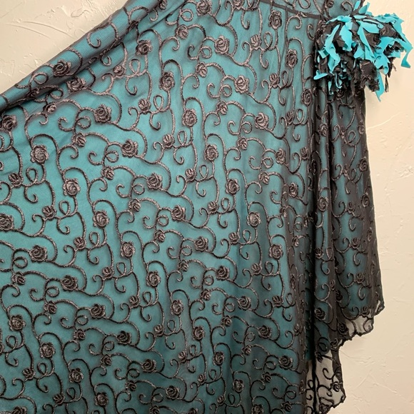D-Tox New York Embroidered Lace Overlay Strapless Dress Turquoise and Bl… - Picture 6 of 10